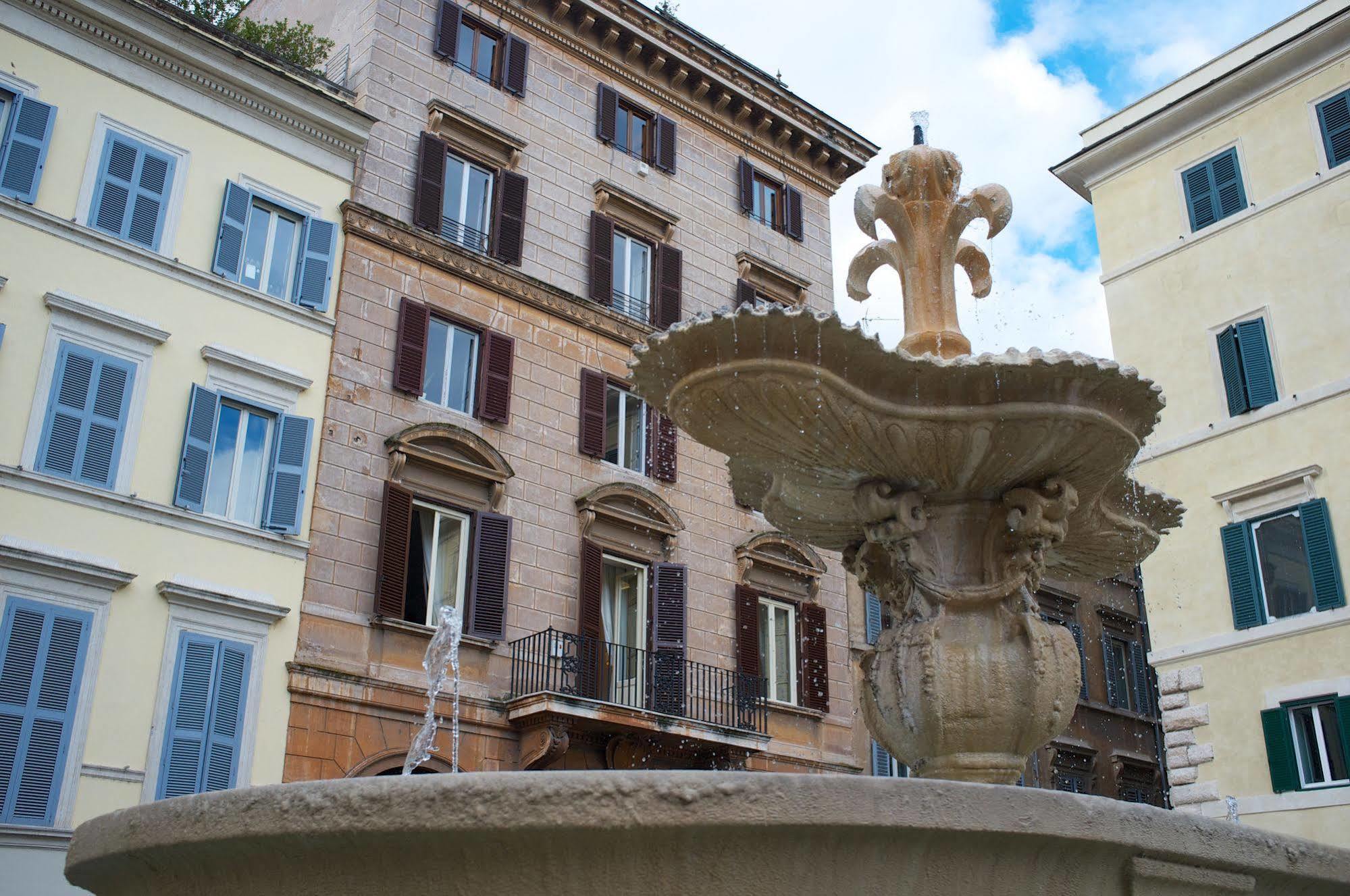 Piazza Farnese Luxury Suites Roma Exterior foto